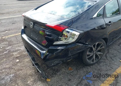 2019 Honda Civic Sport z USA, uszkodzony, nr VIN 2HGFC2F81KH536126